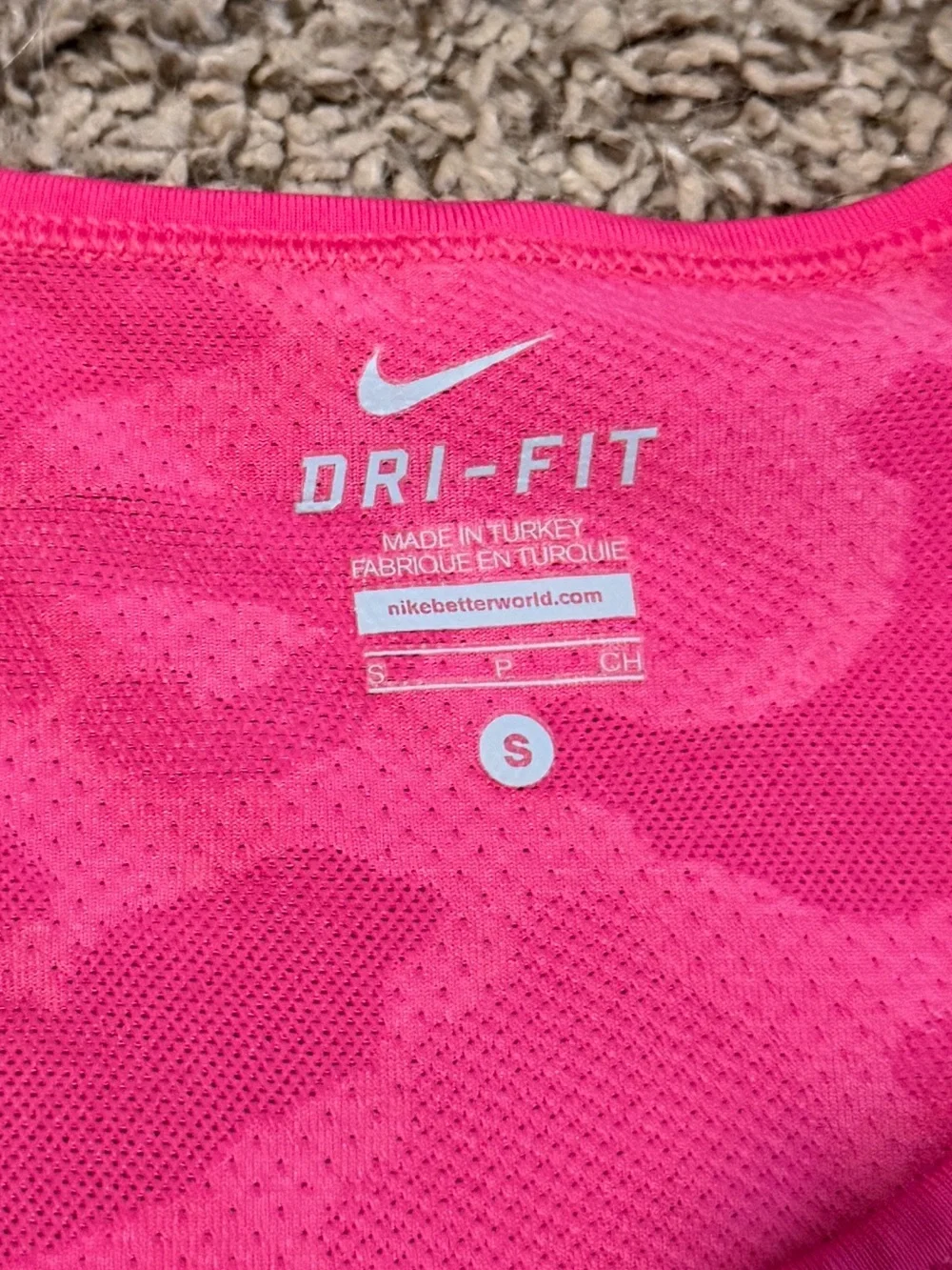 Nike Hot Pink Dri-FIT Short Sleeve Workout shirt top size small